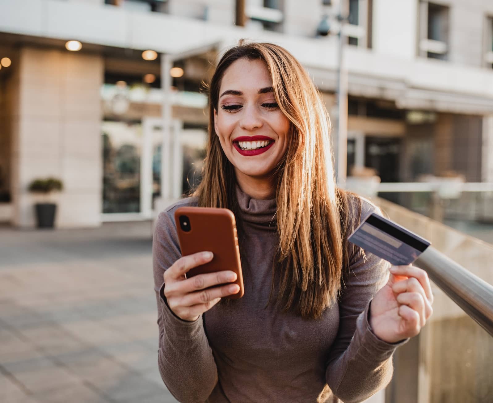 lady with iPhone calling Chase merchant services phone number lady with iPhone calling Chase merchant services phone number