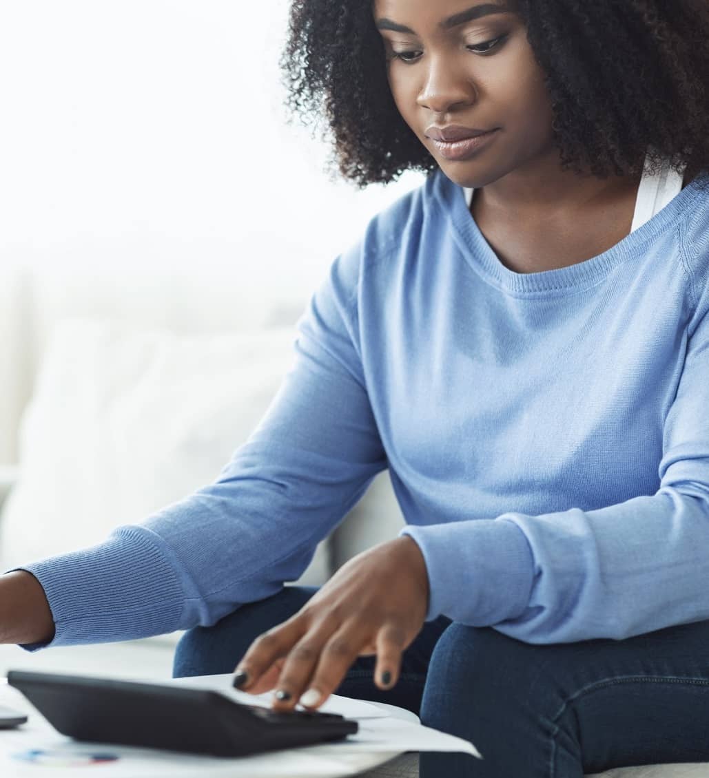 lady on laptop searching for online payroll companies